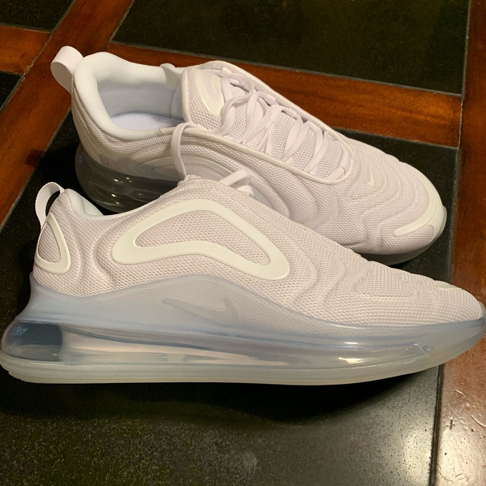 Nike Air Max 720 Running Mens Shoes - Picture 2 of 8